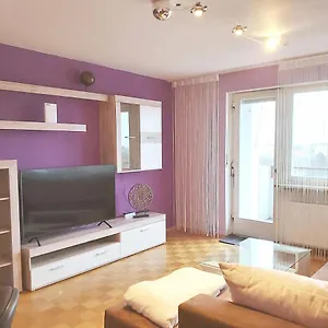 Apartment Penthouse Michelangelo Greatview, Wifi&netflix, Schweinfurt